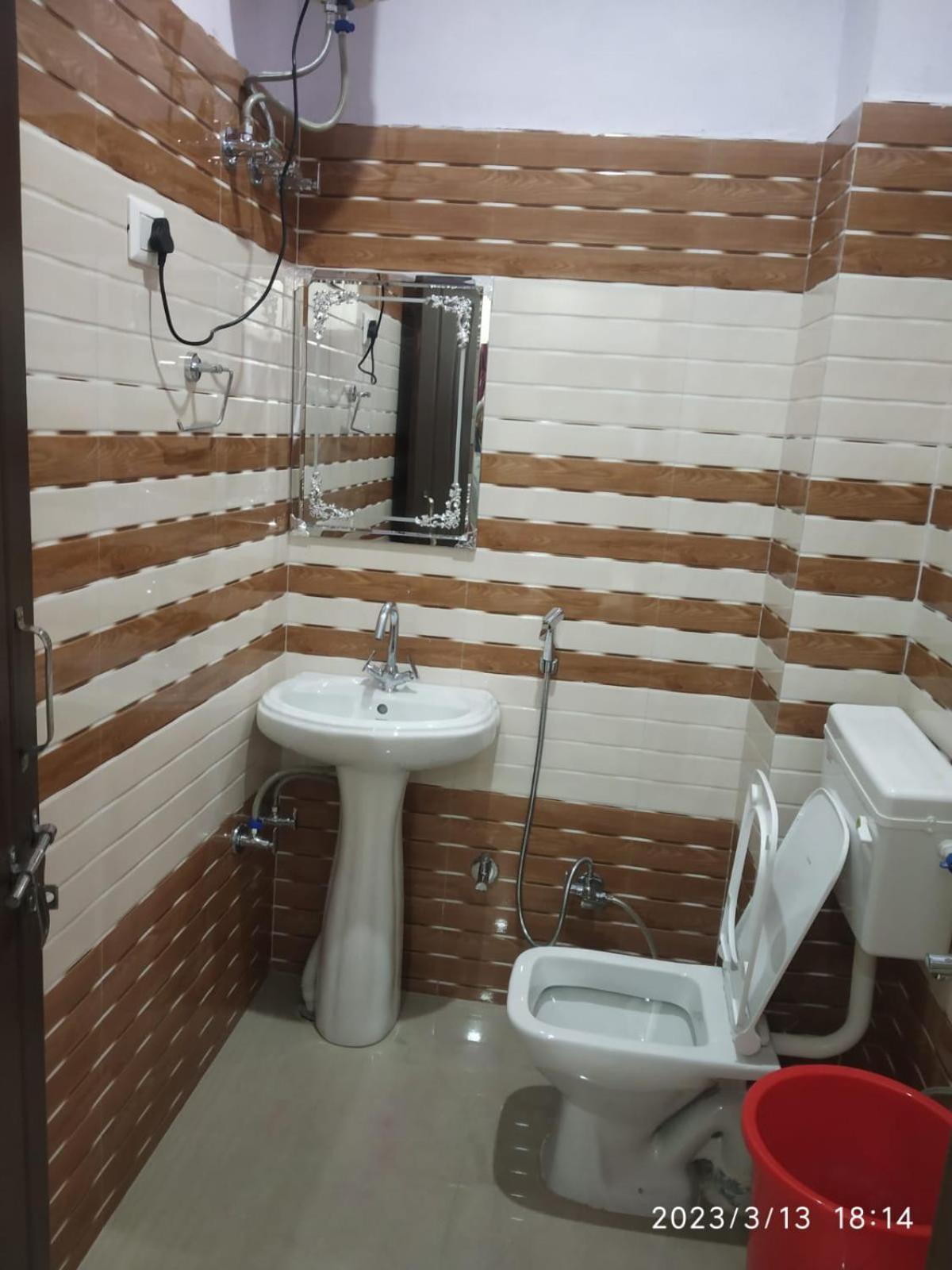 Hotel Aarti Darshan Haridwār Dış mekan fotoğraf